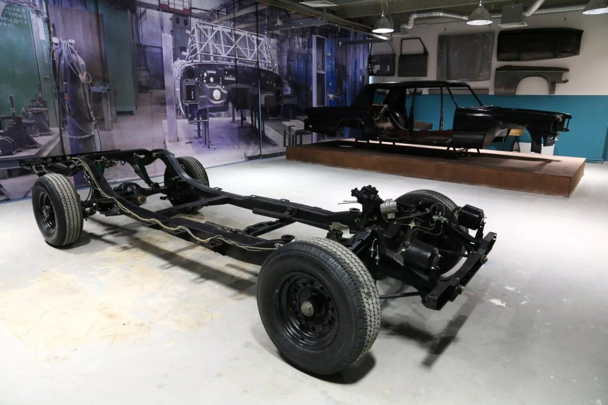 Рама ЗИЛ 4104