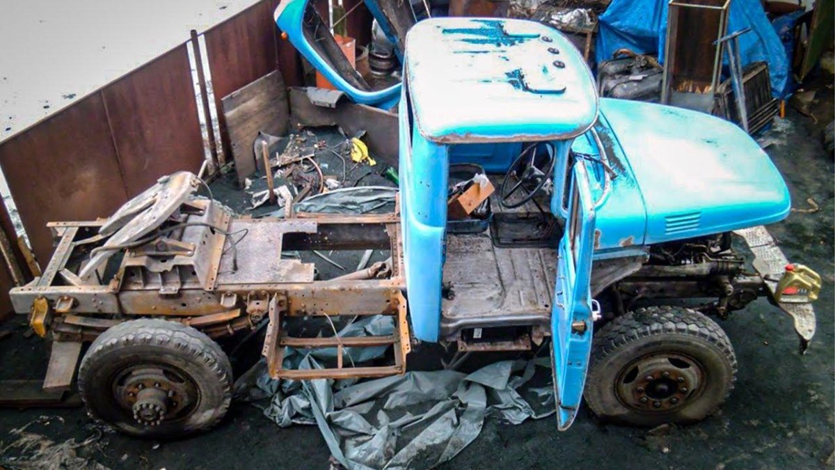 ЗИЛ 130 отреставрированный