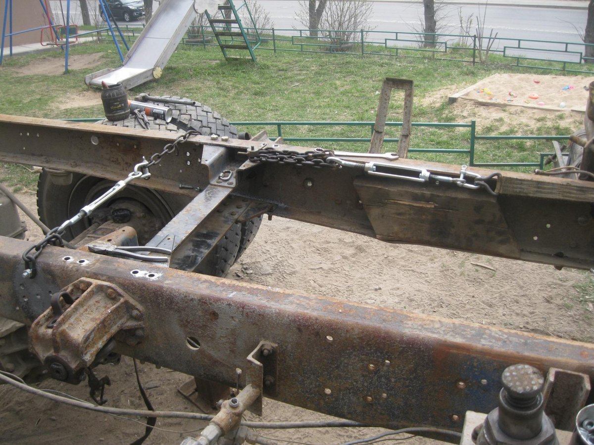 Усиленная рама ЗИЛ 131