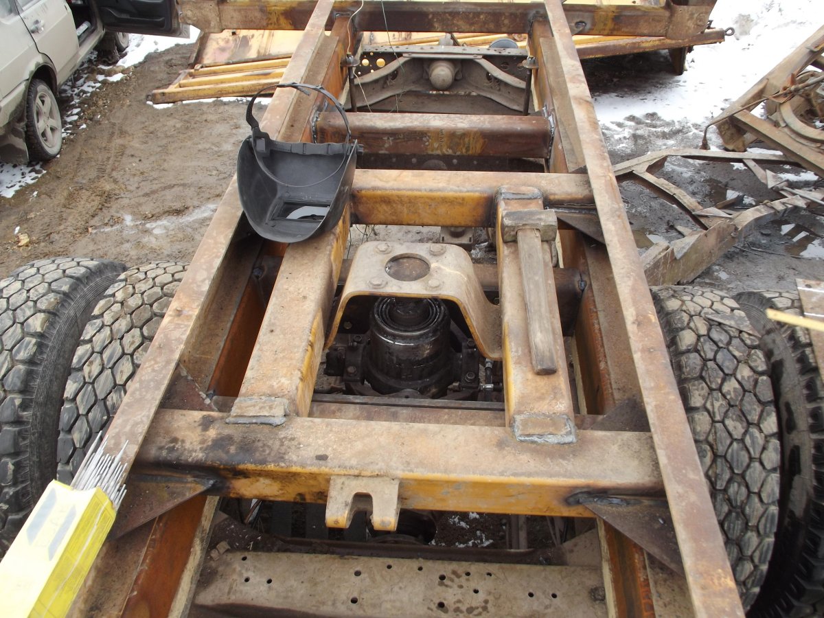 ЗИЛ 131 кузов рама