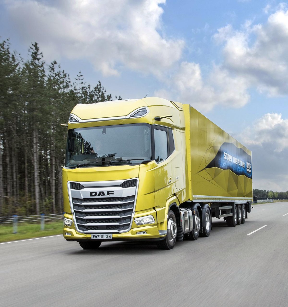 Даф 2022 новый тягач