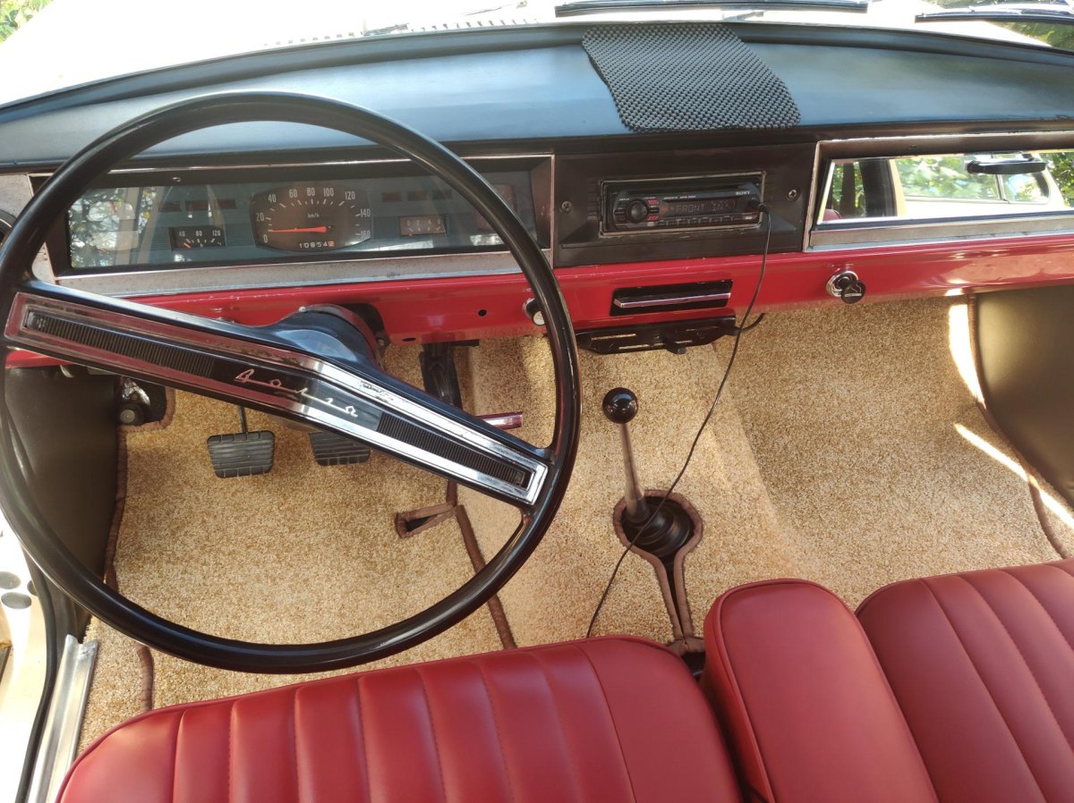 ГАЗ-24-24 салон