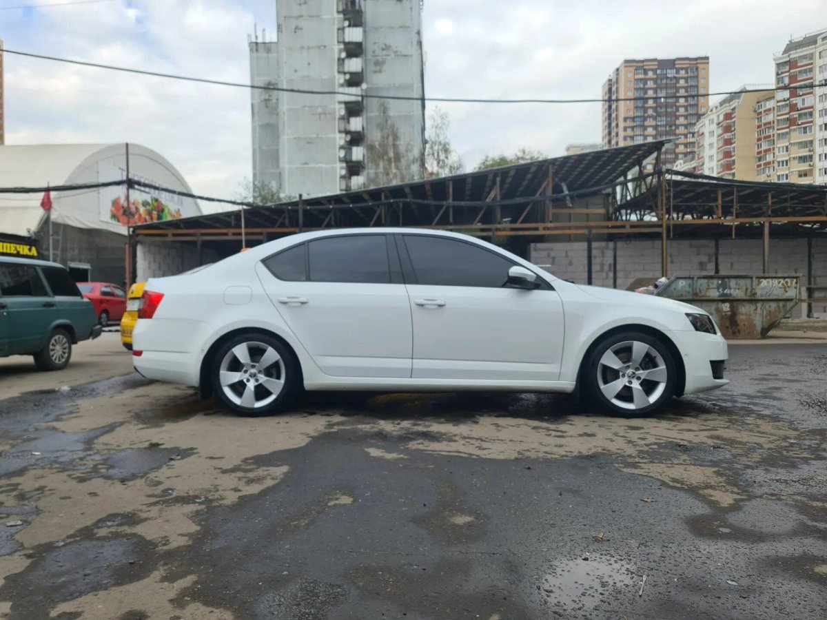 Шкода Октавия на дисках занижена