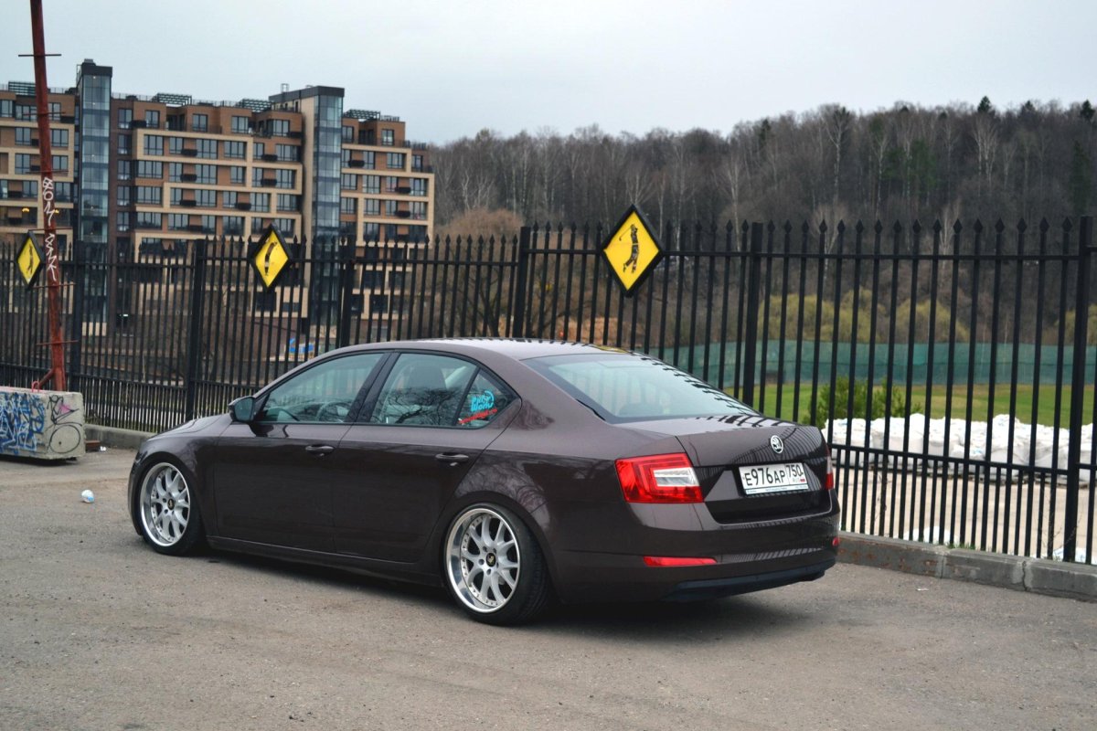 Диски r18 Octavia a7