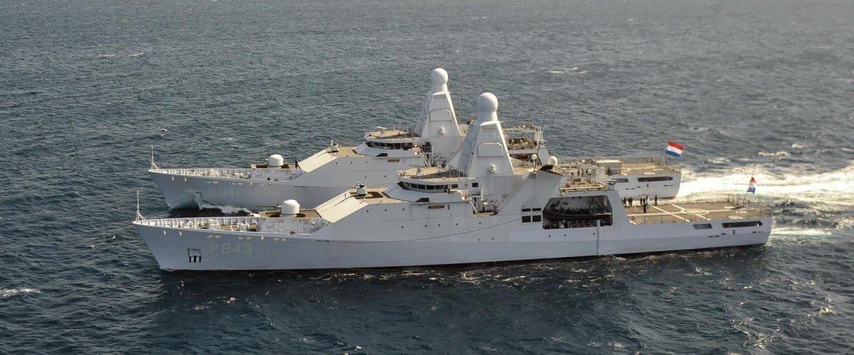 ВМФ Голландии патрульный корабль Холланд