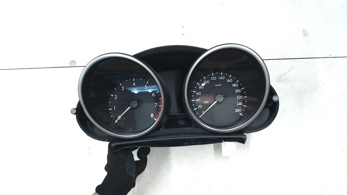 Панель приборов Mazda 3 BL