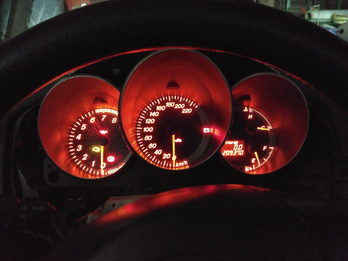 Приборная панель Мазда 3 БК