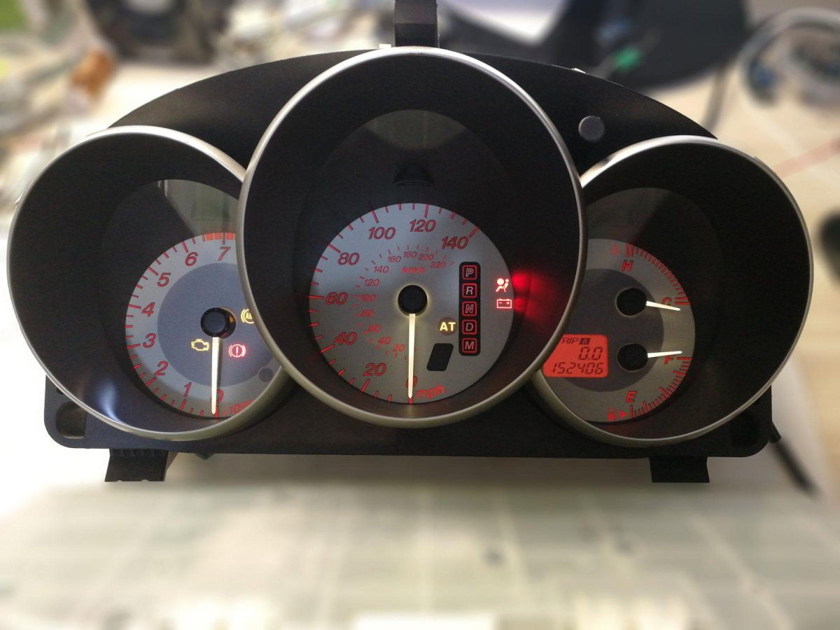 Мазда 3 БК приборная приборная панель