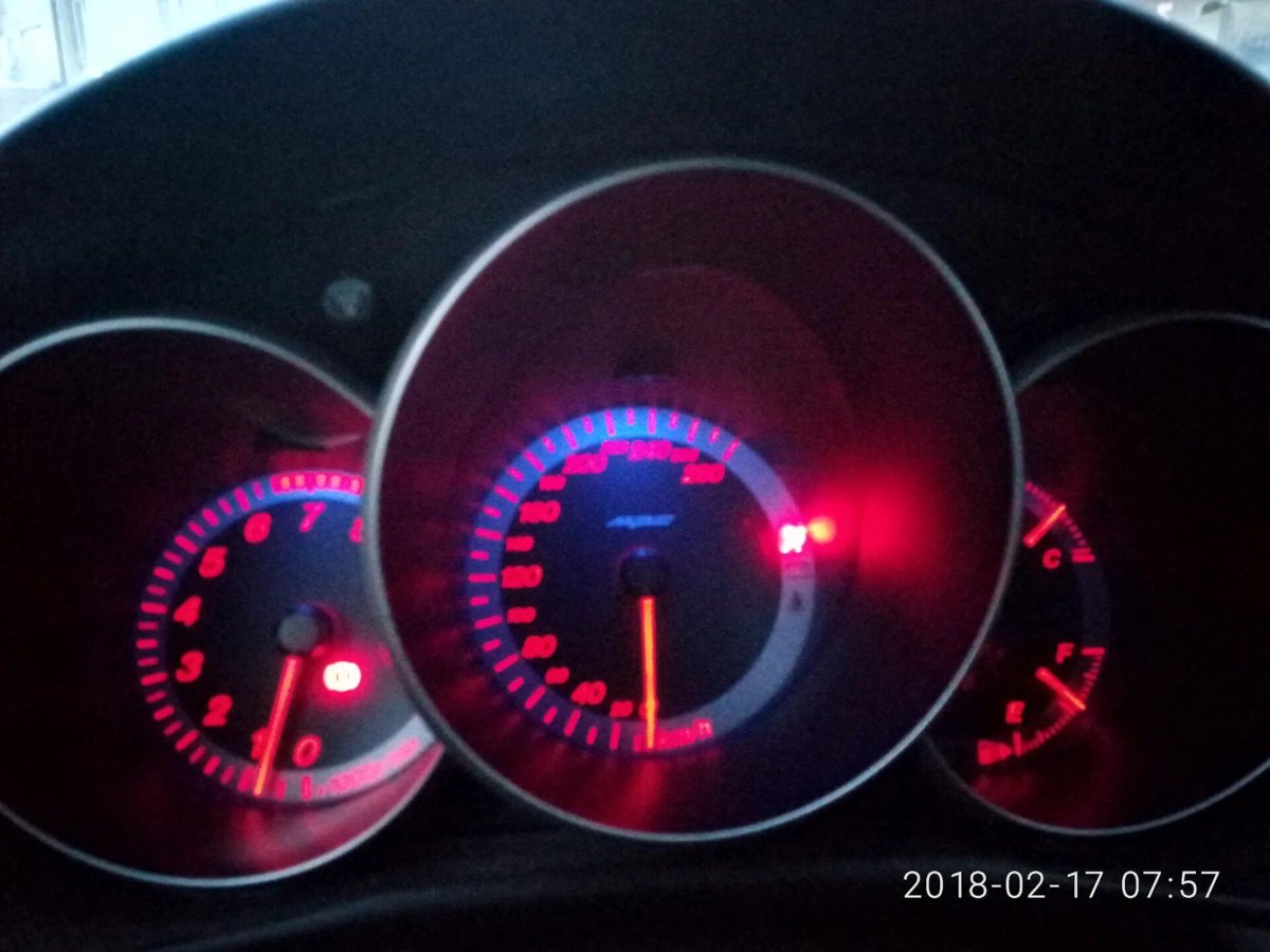 Приборная панель Mazda 3 MPS