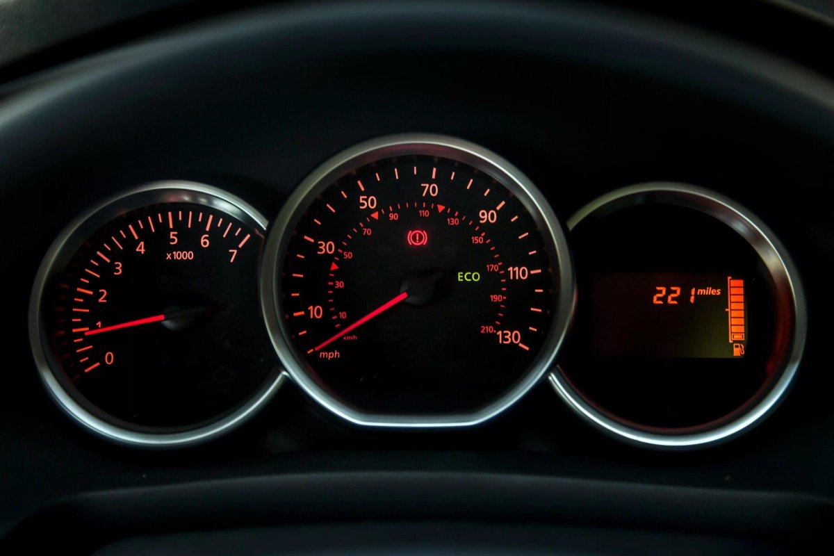 Приборная панель Логан 2021