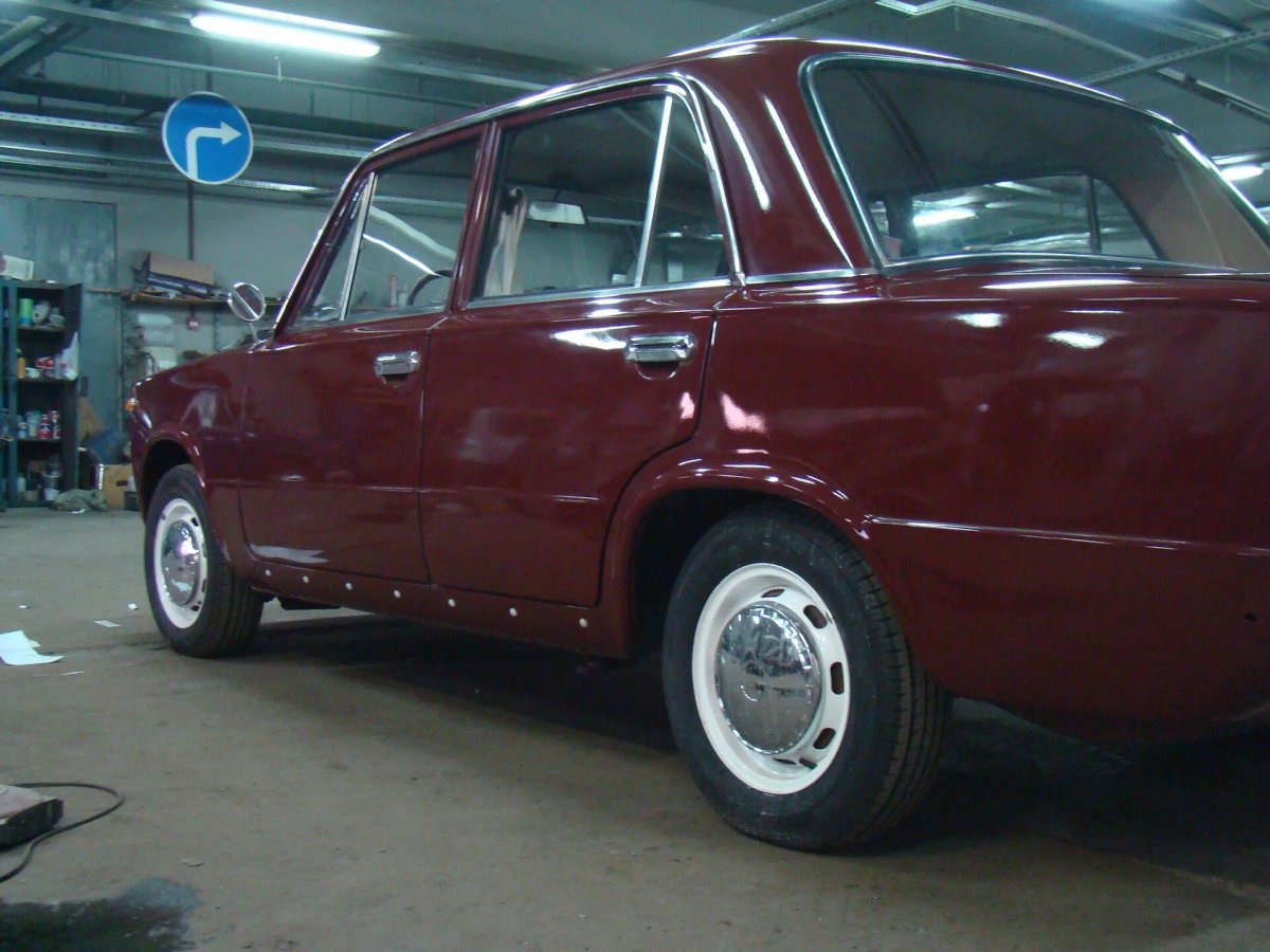 ВАЗ 2101 вишневый 181