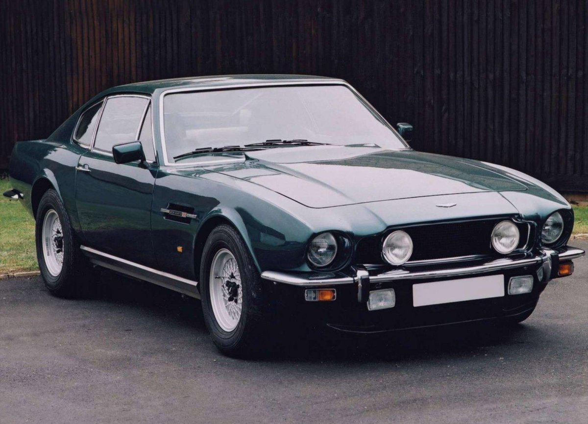 Aston Martin Vantage 1977