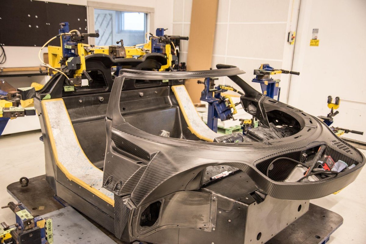 Монокок Кенигсегг