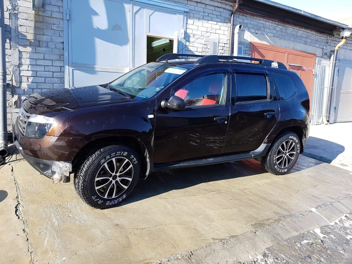 Рено Дастер r16