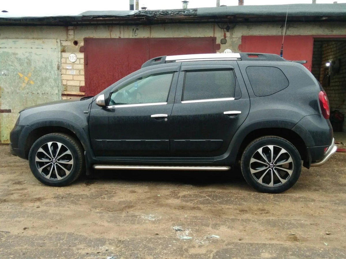 Renault Duster r17
