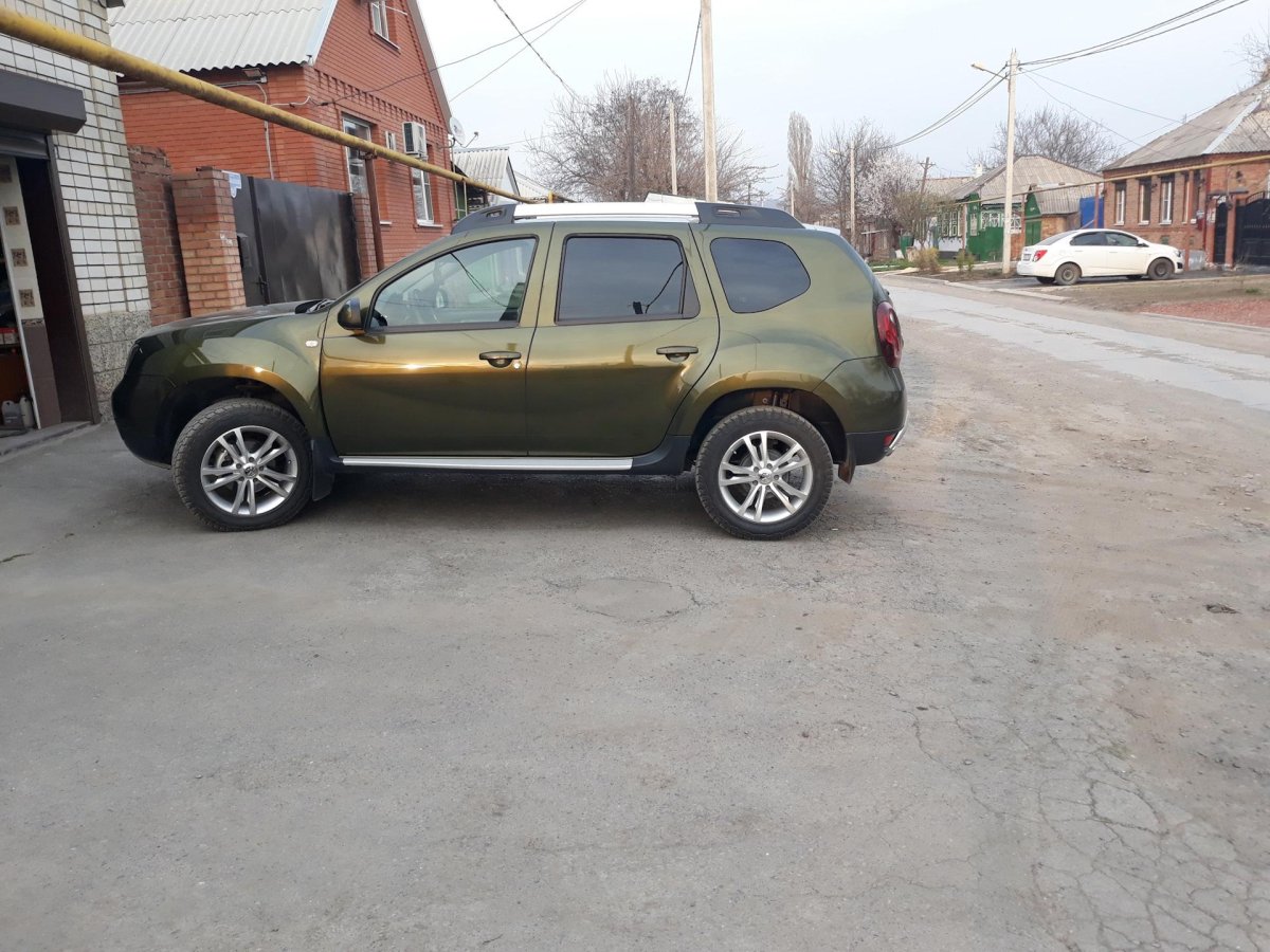 Renault Duster r17