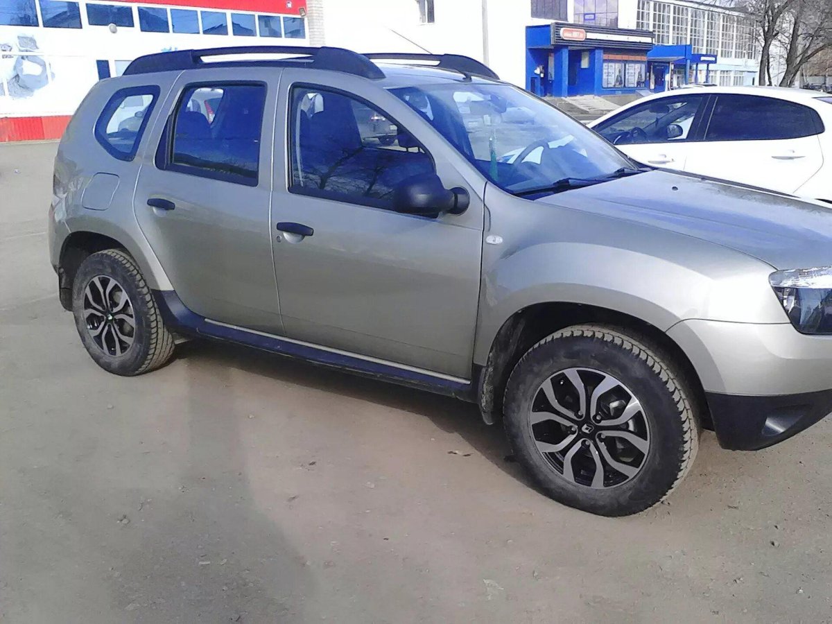 Renault Duster r17