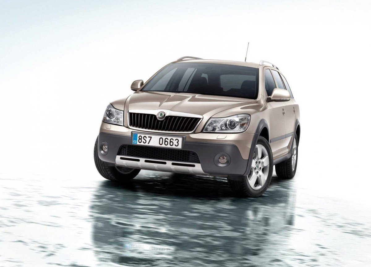 Шкода Октавия Скаут 2009