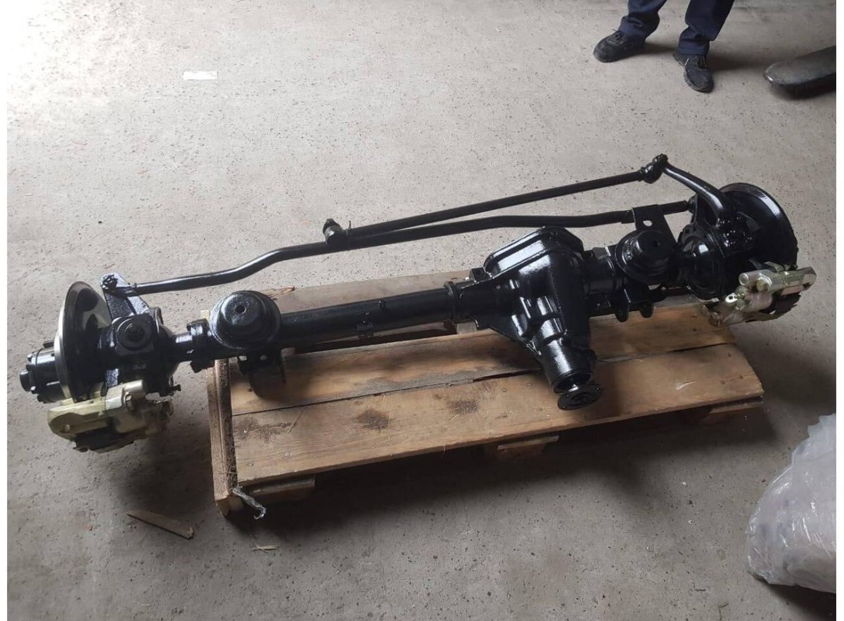 Передний мост Спайсер Хантер