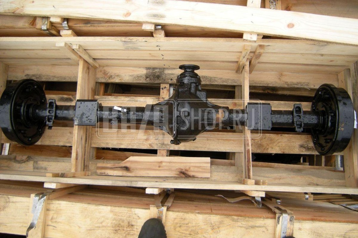 Мост задний УАЗ-452/-469 3741-2400010-95