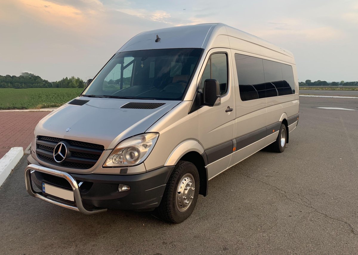 Мерседес Спринтер пассажирский 19