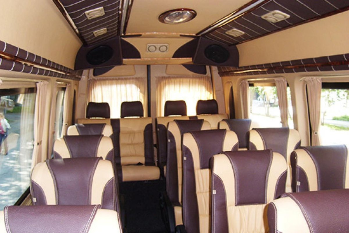 Мерседес Спринтер пассажирский Люкс