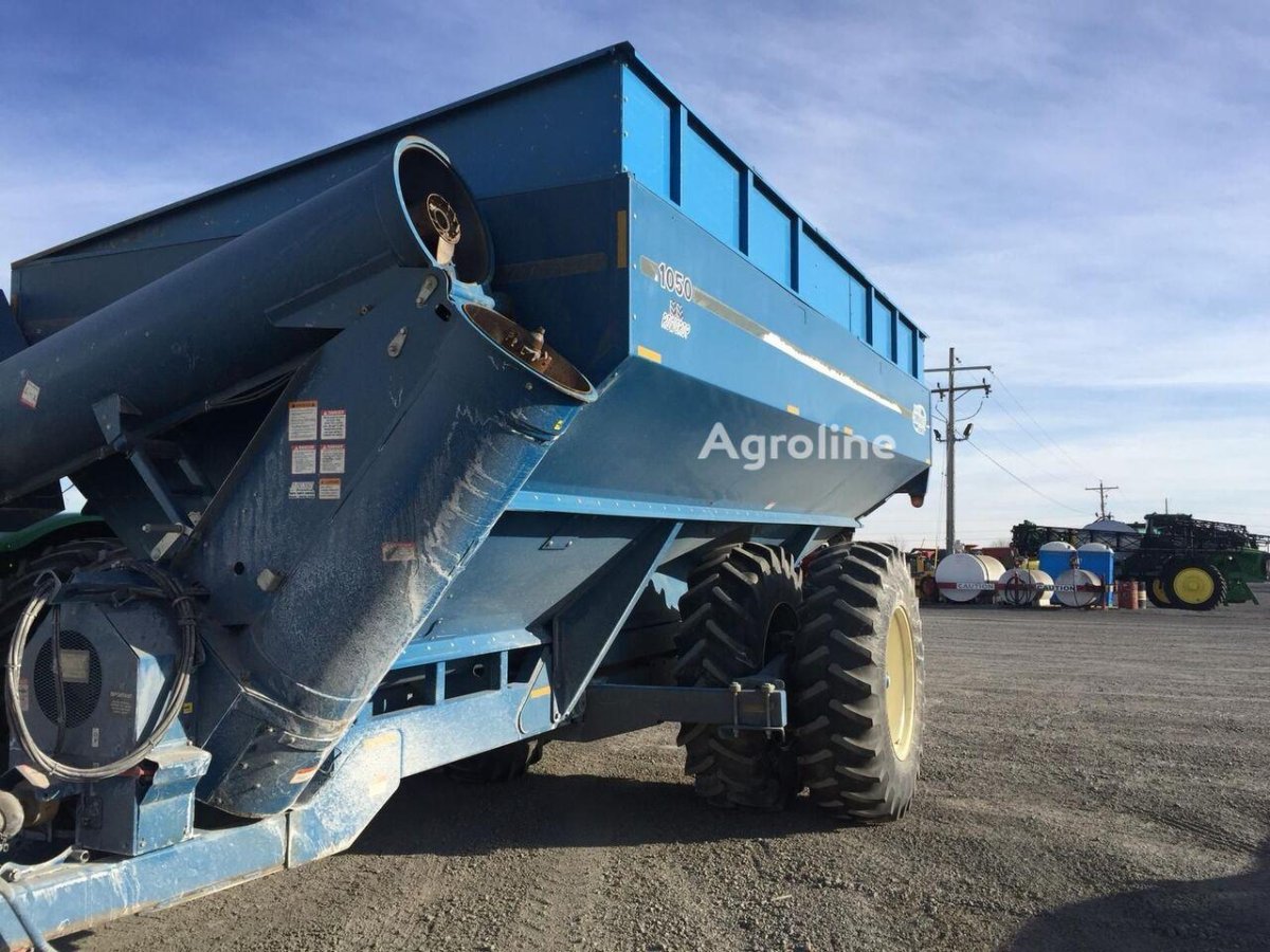 Бункер накопитель для зерна