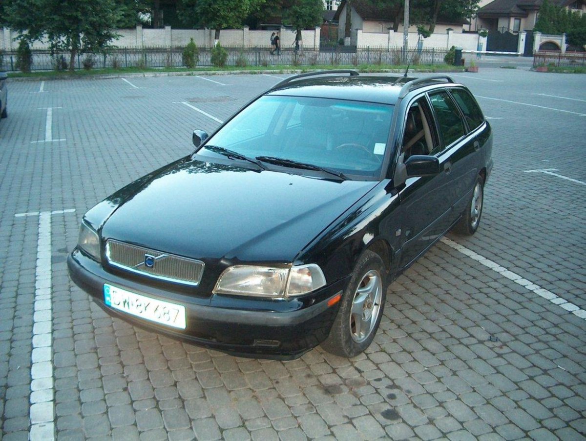 Volvo v40 1998