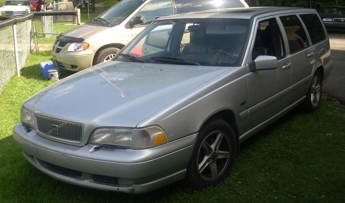 Volvo 70 1998