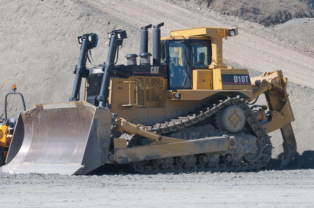 Бульдозер Cat d10t