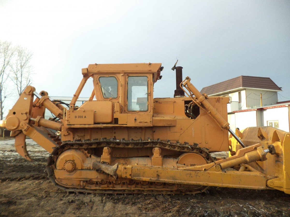 Komatsu d355
