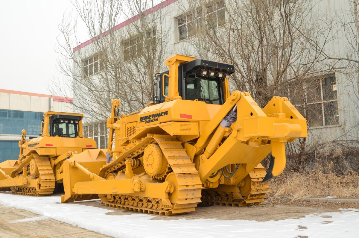 Бульдозер Brenner