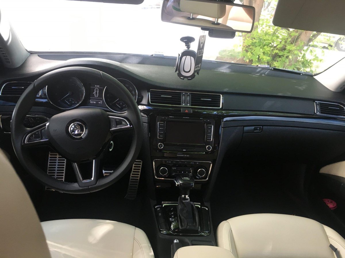 Skoda Superb 2 салон