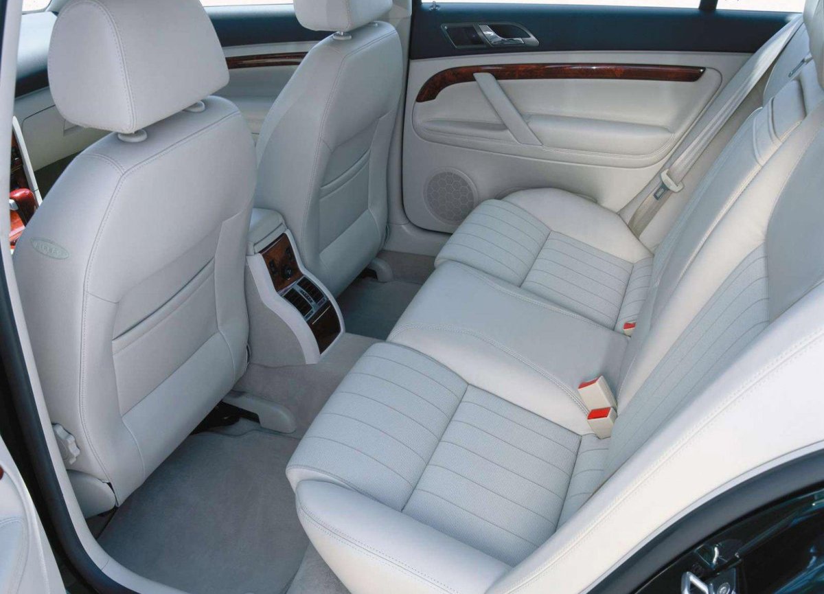 Škoda Superb 2008 салон