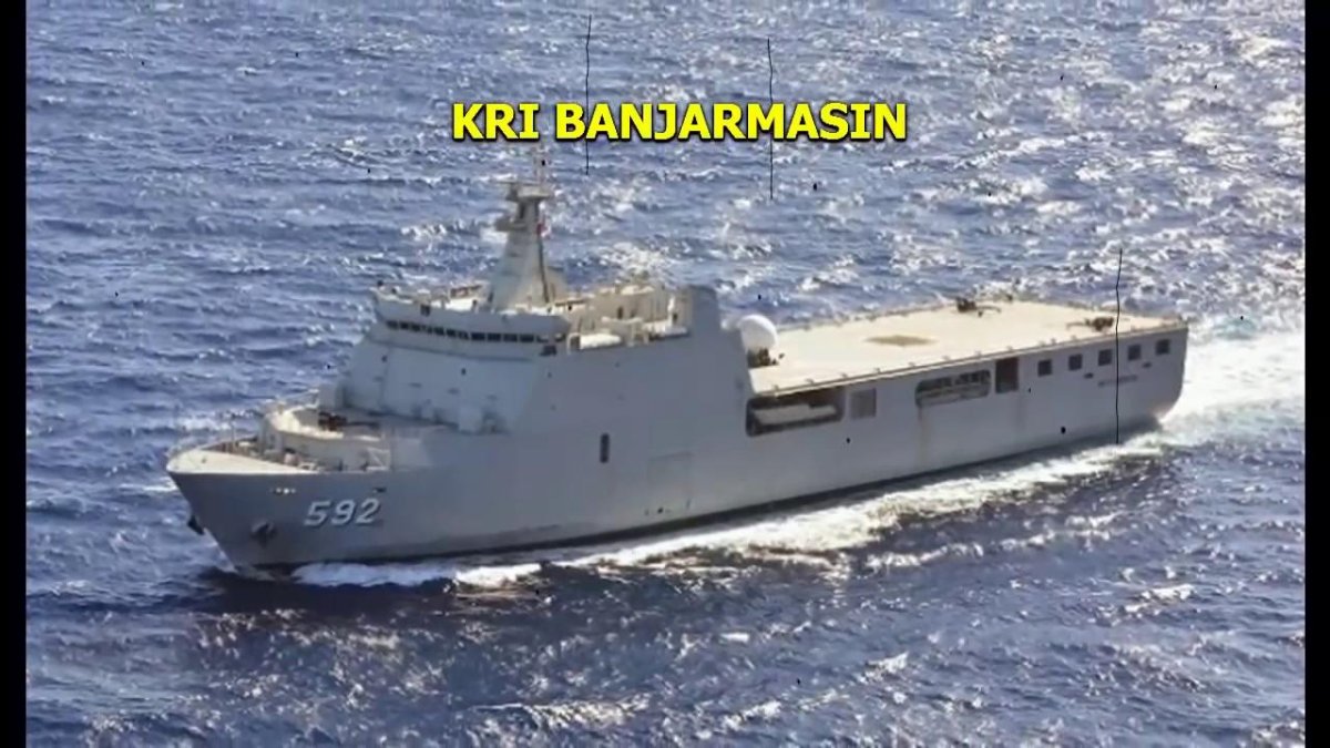 Корабль Kri LPD-592 `Banjarmasin`