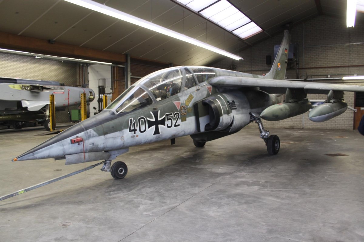 AMD–ba Dornier Alpha Jet Heller 1/72