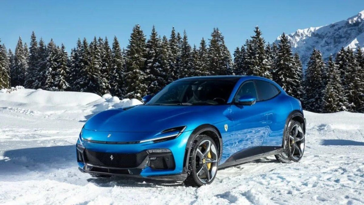 Ferrari Purosangue 2022 руль