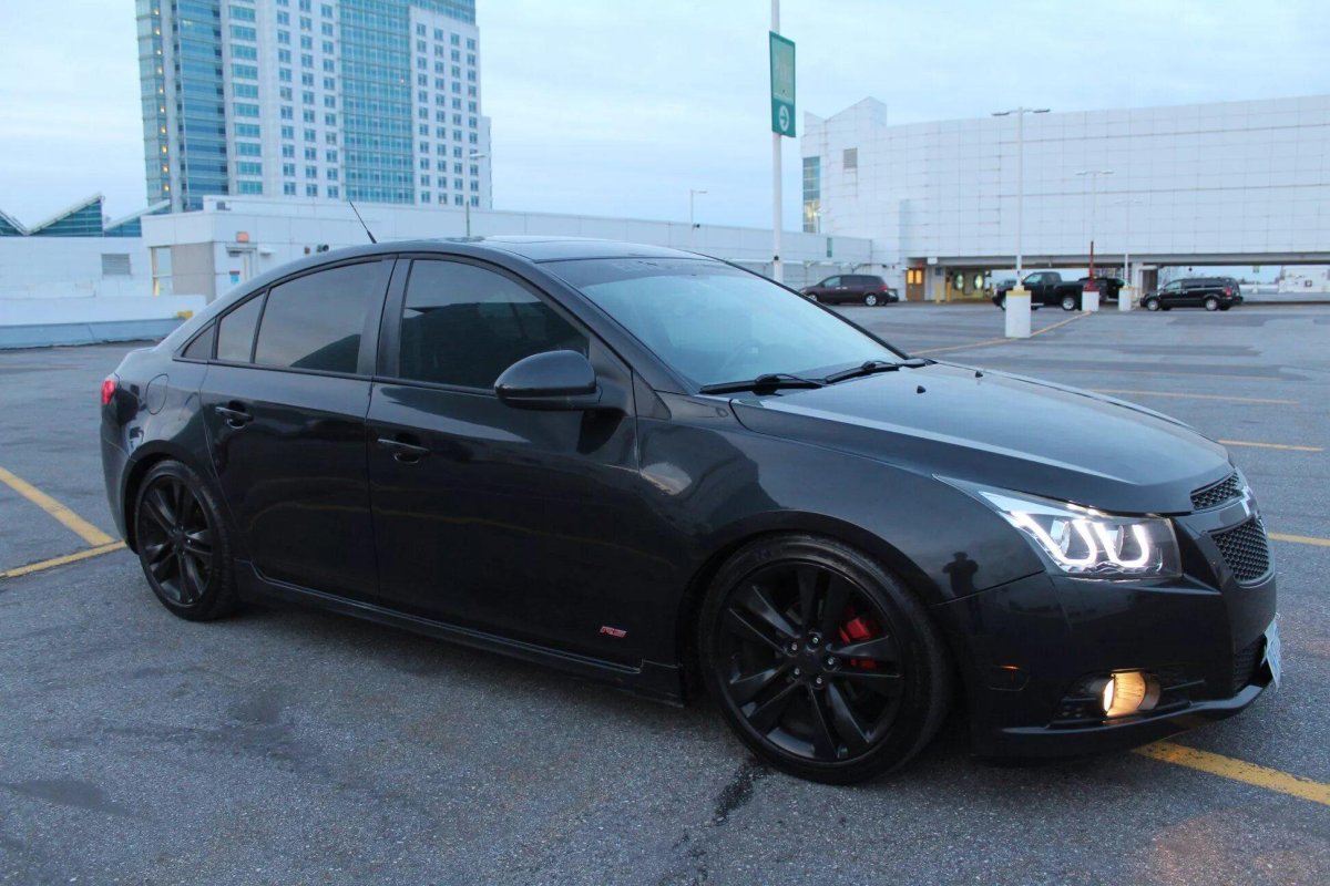 Chevrolet Cruze Tuning черный