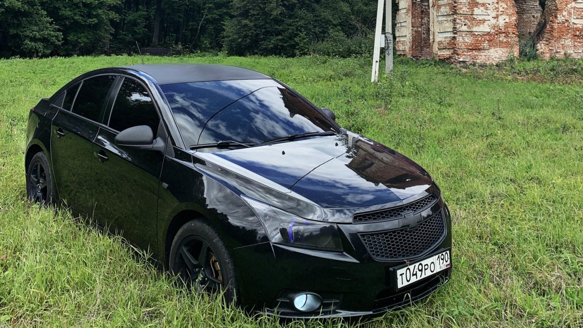 Шевроле Круз Блэк эдишн