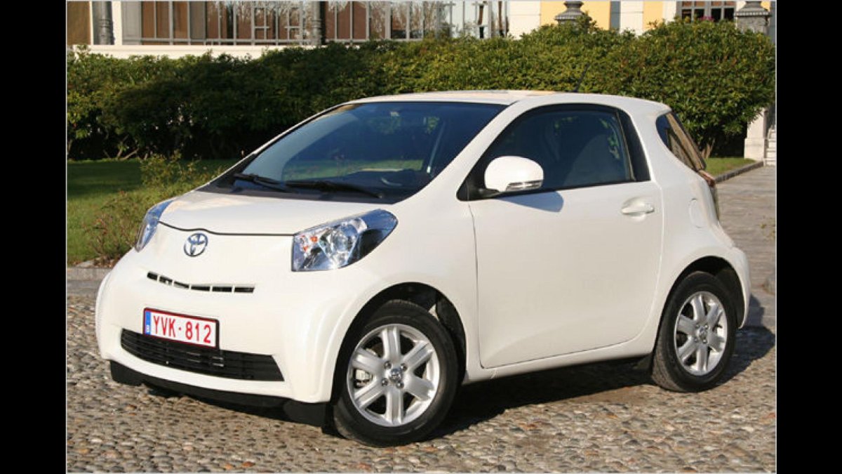 Тойота мини 2000