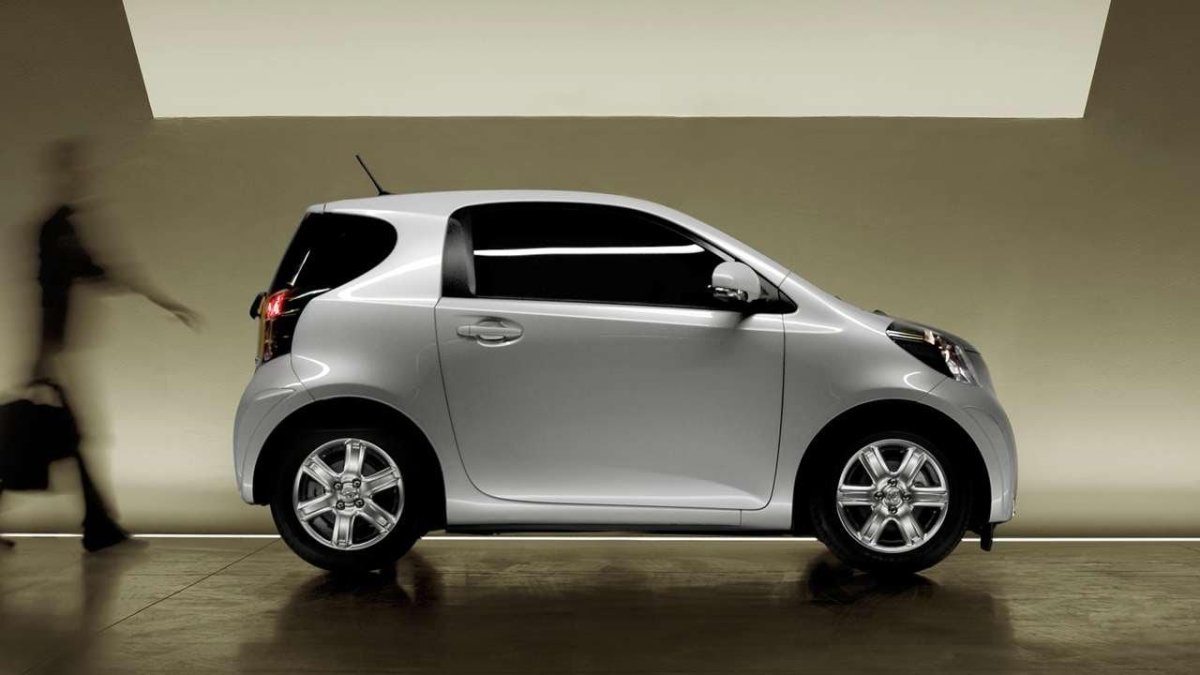 Toyota IQ 2009
