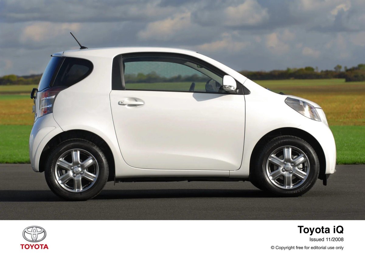 Toyota IQ Mini
