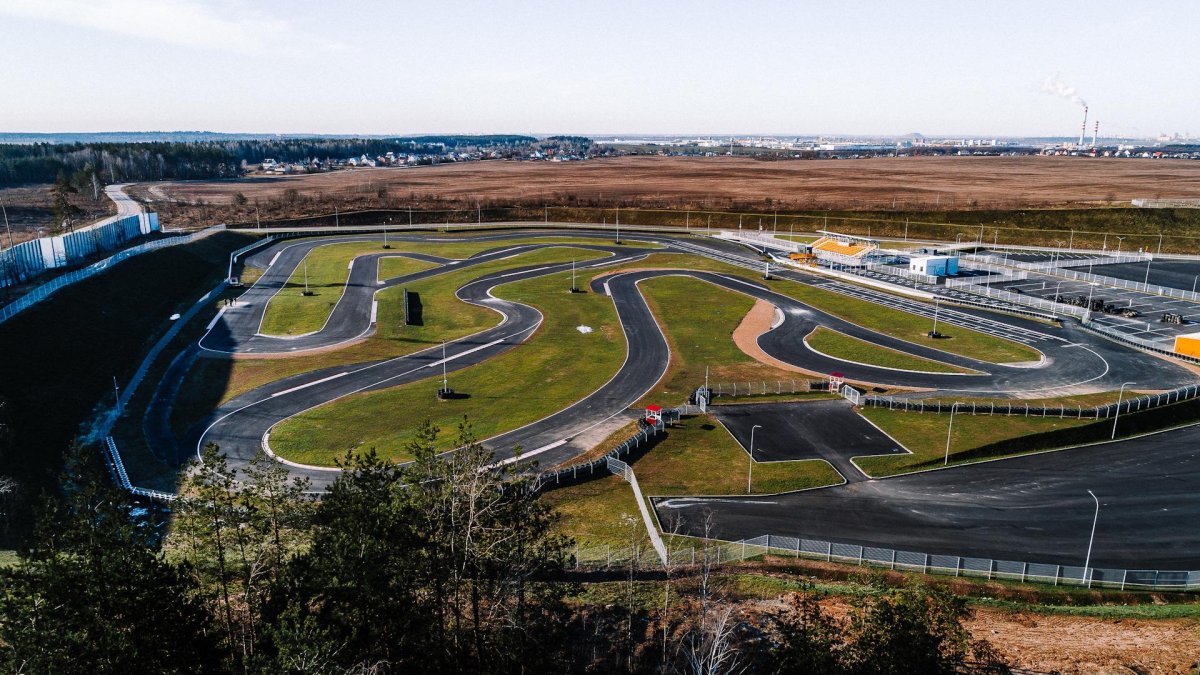 Гоночная трасса Новоильинский район
