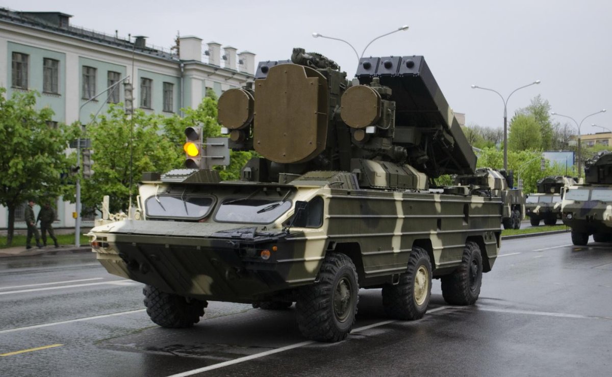 Зенитный пушечно- ракетный комплекс «Тунгуска-м»