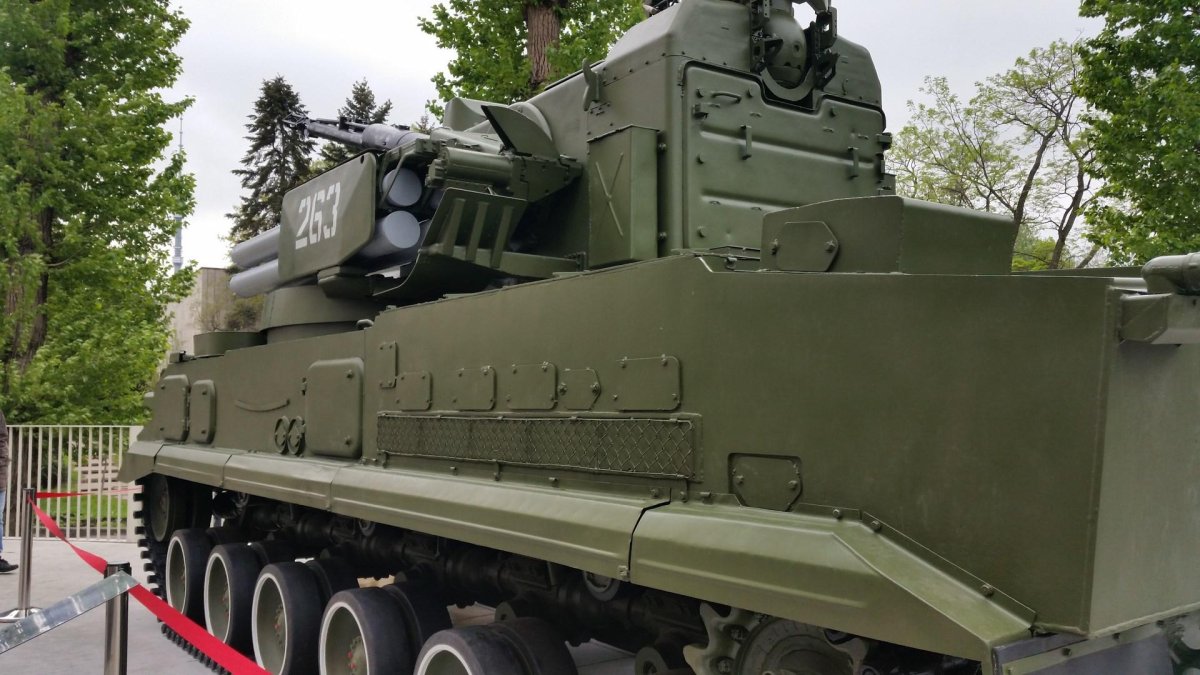 Тунгуска зенитный ракетный комплекс