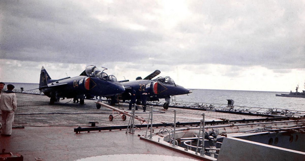 Як-38 вар Тандер