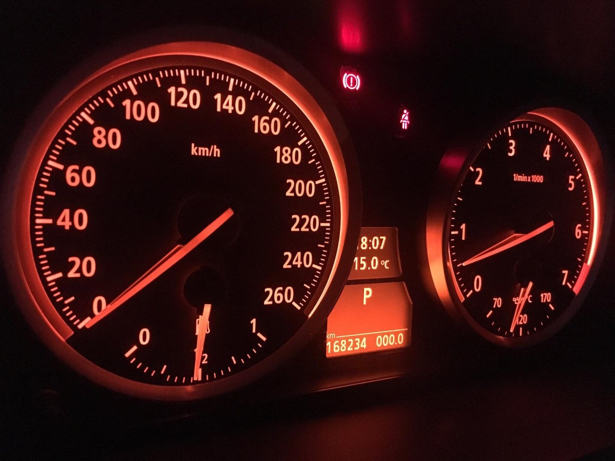 Спидометр BMW e60