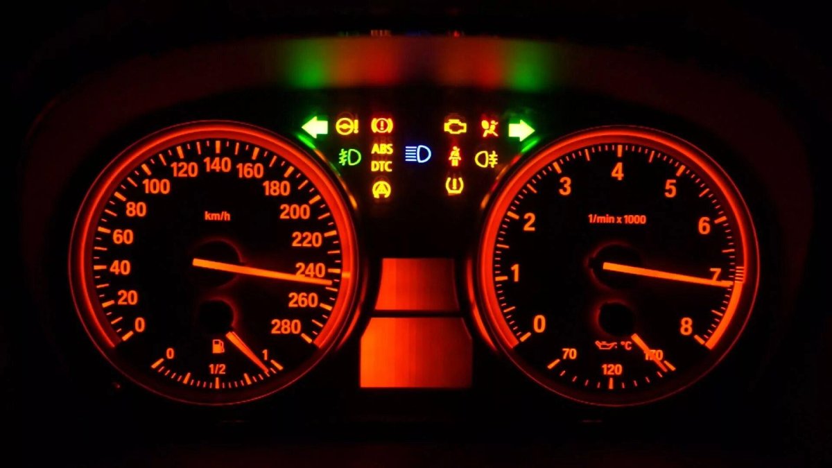 Щиток приборов БМВ е60 индикаторы