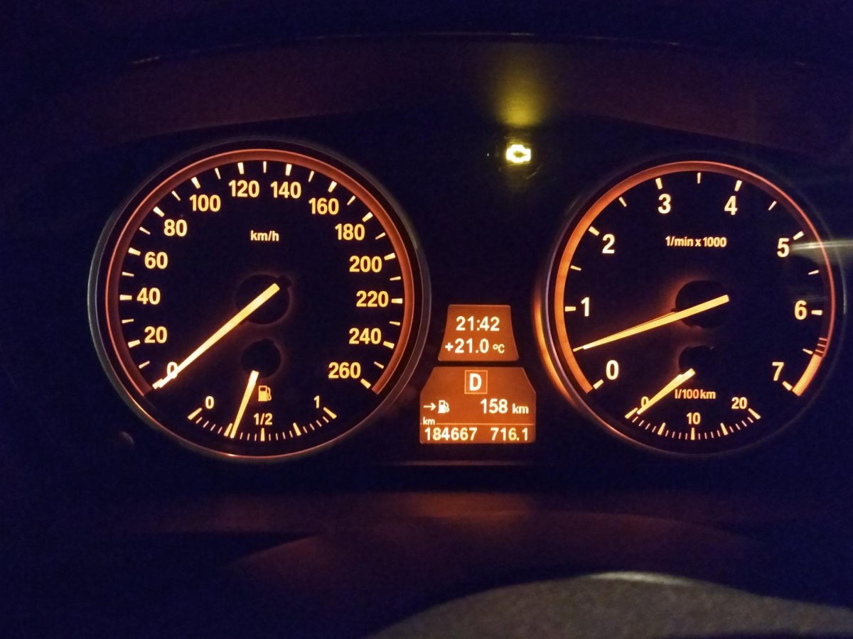 БМВ х6 панель приборов