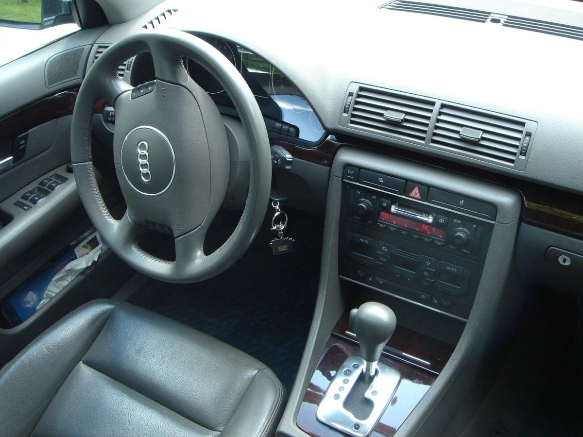 Audi a4 2002 салон